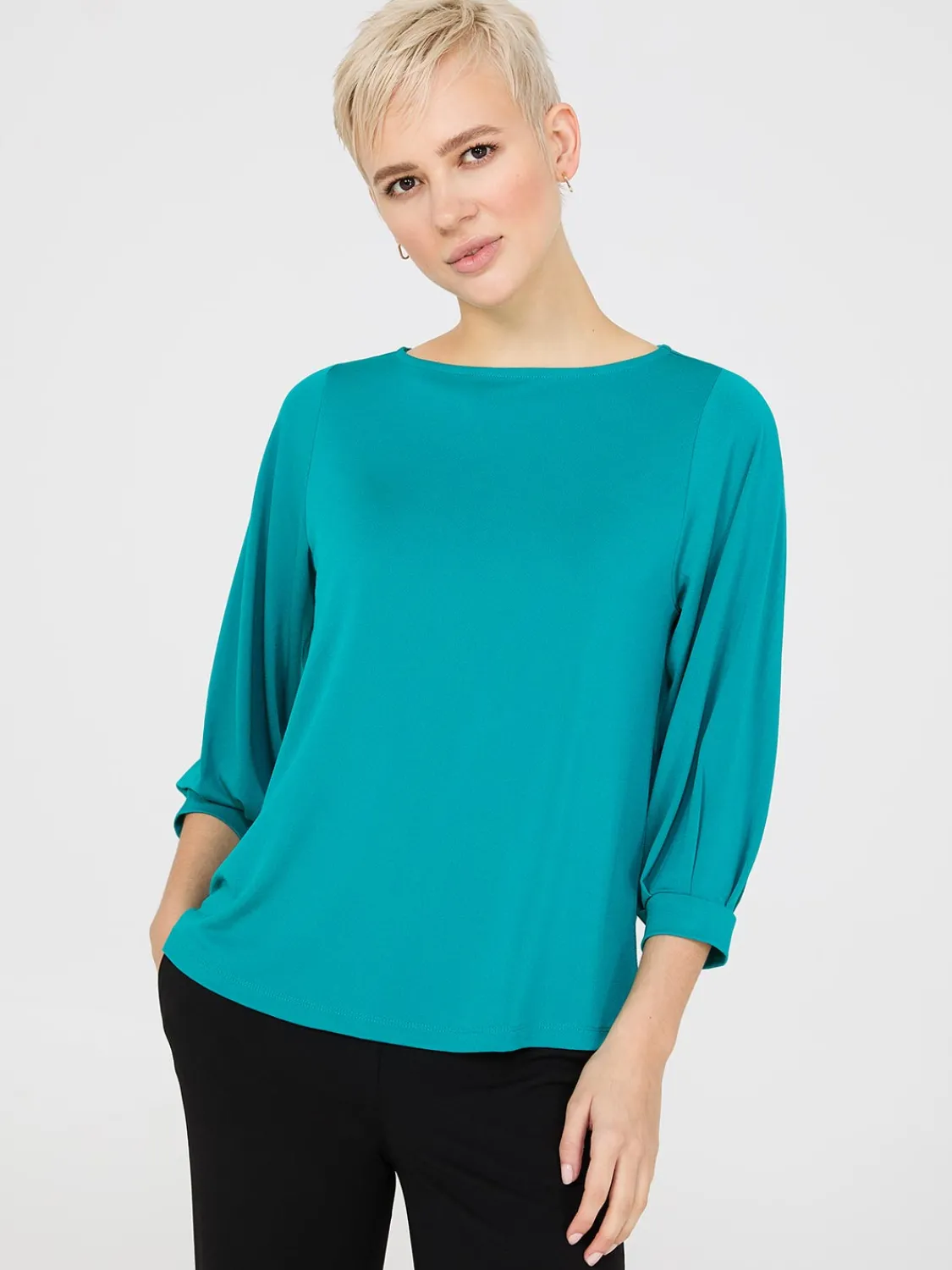 Suzy Shier Tops|Short Sleeve>3/4 Pleated Sleeve Boat Neck Top