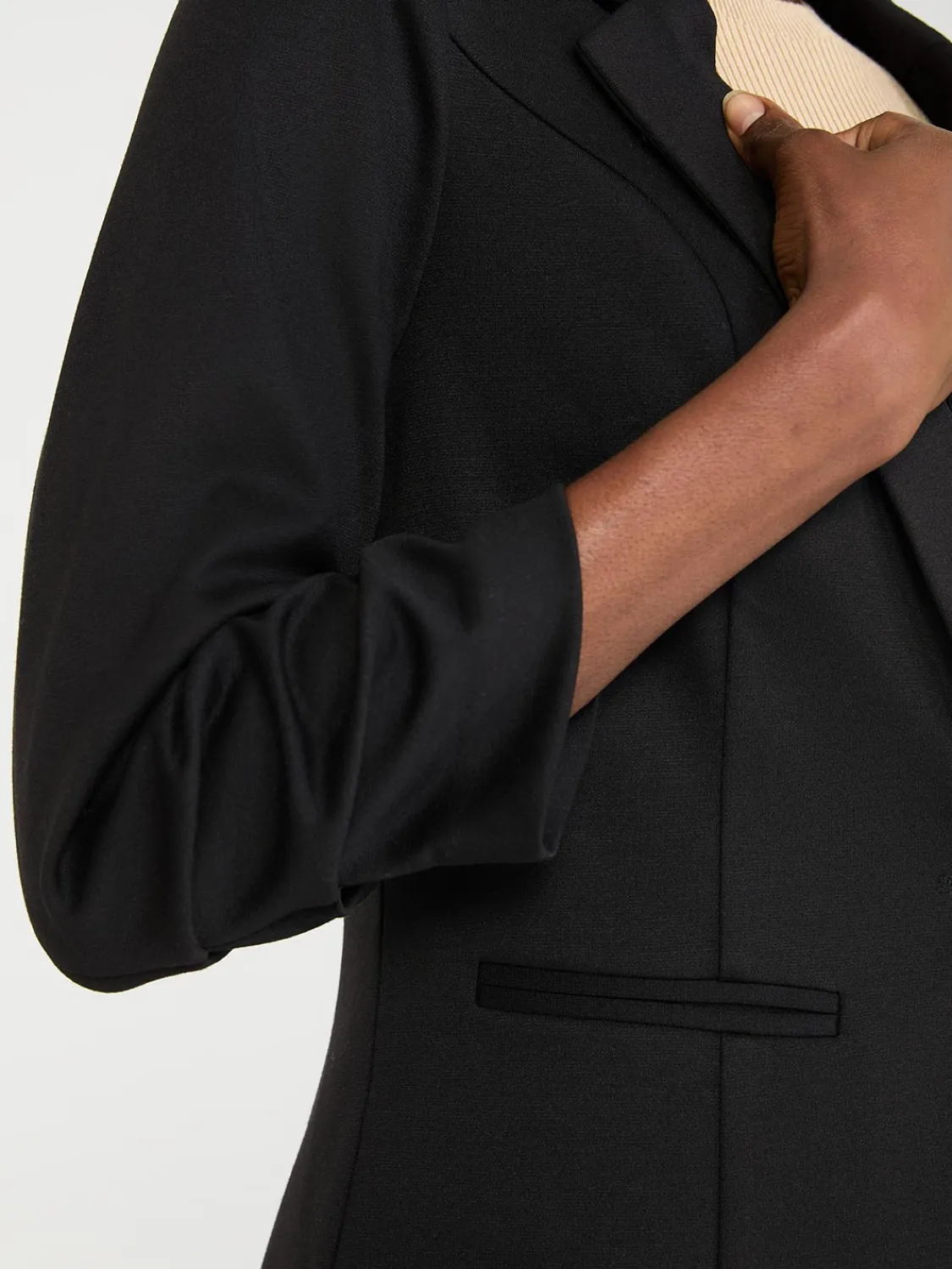 Suzy Shier Blazers & Vests>3/4 Ruched Sleeve Blazer