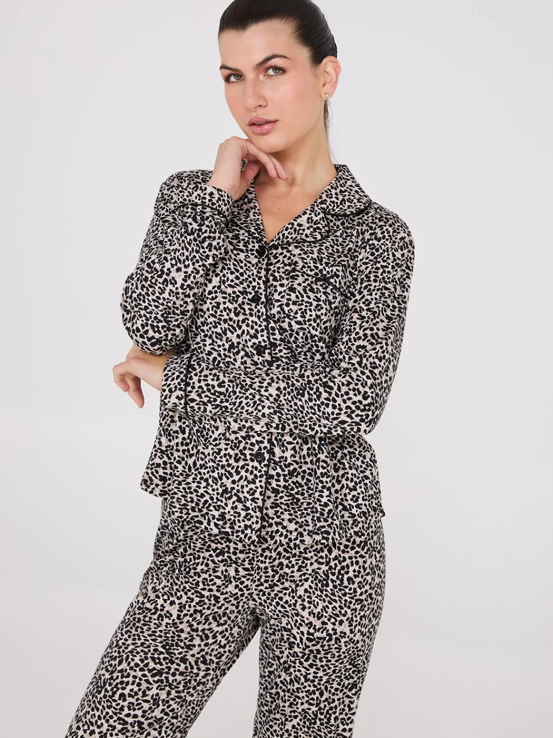 Suzy Shier Lounge & Pjs>Animal Print Button-Down Pajama Set