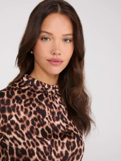 Suzy Shier Tops|Long Sleeve>Animal Print Mock Neck Satin Popover Blouse