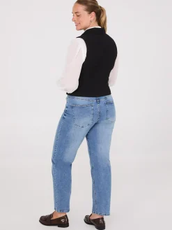 Suzy Shier Blazers & Vests><noscript><img width=