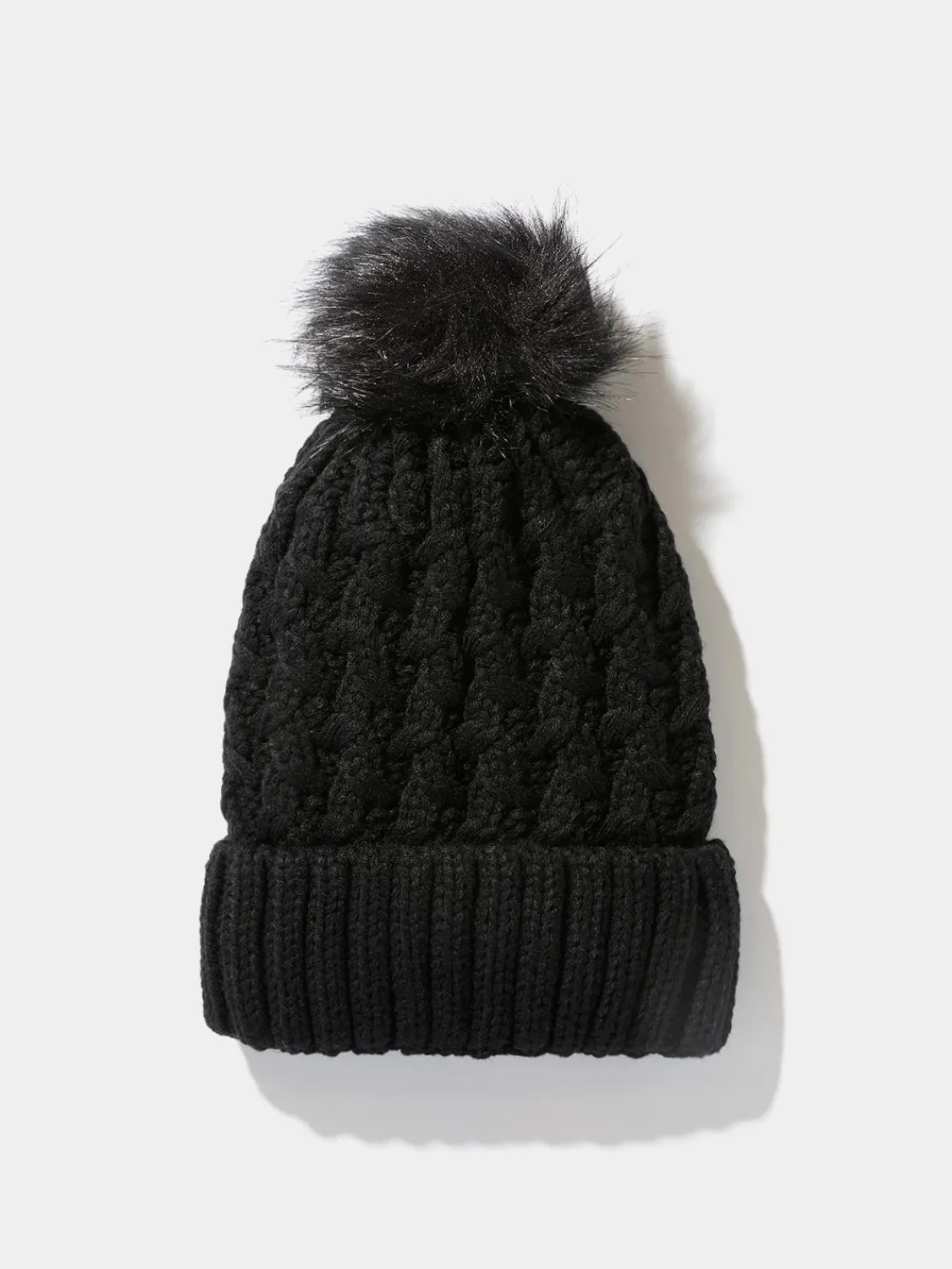 Suzy Shier Hats & Scarves & Gloves>Cable Knit Hat With Faux Fur Pom Pom