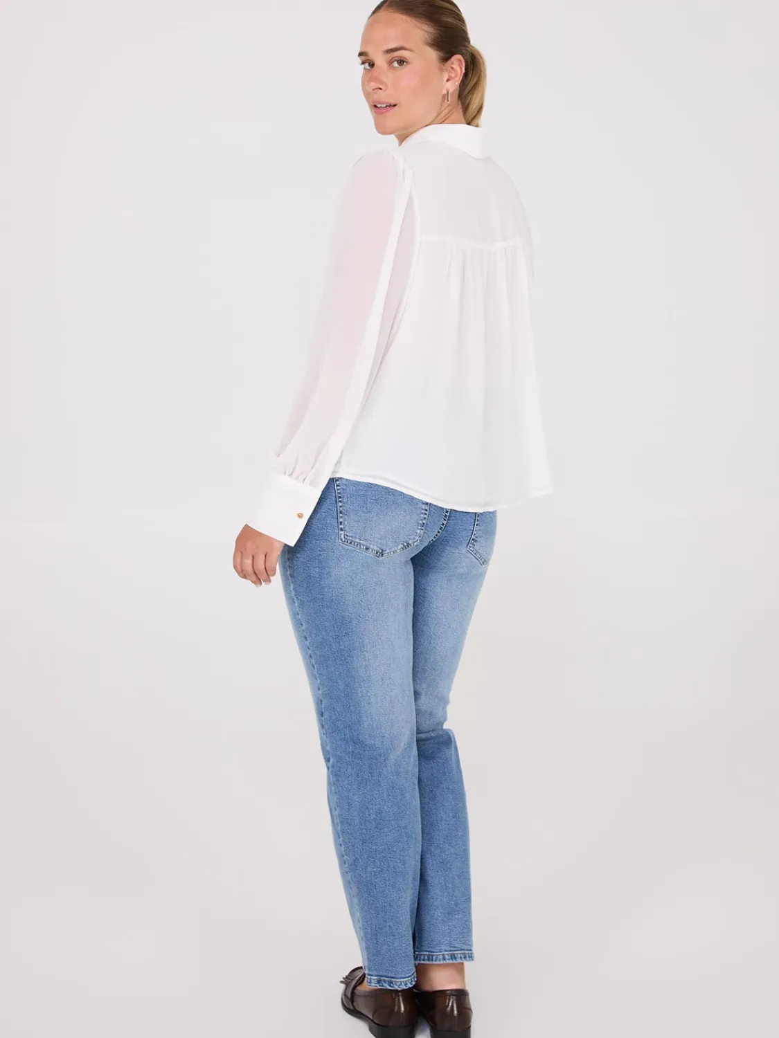 Suzy Shier Tops|Long Sleeve>Chiffon Button-Front Volume Sleeve Blouse