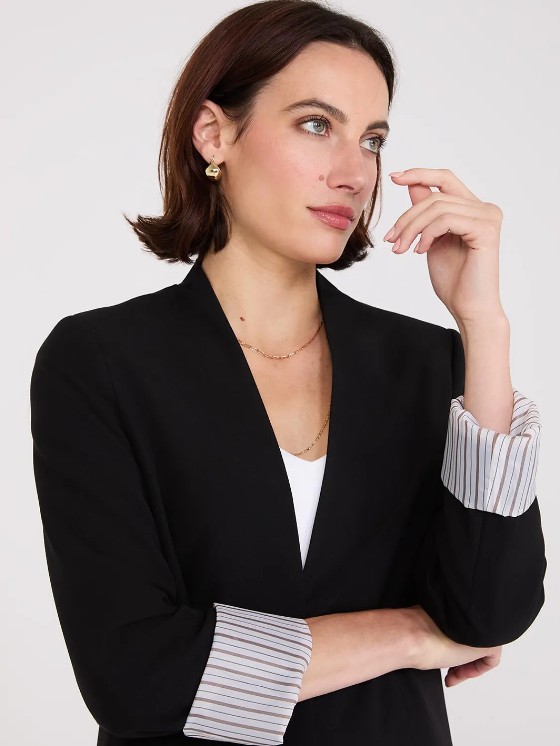 Suzy Shier Blazers & Vests>Collarless Open Blazer