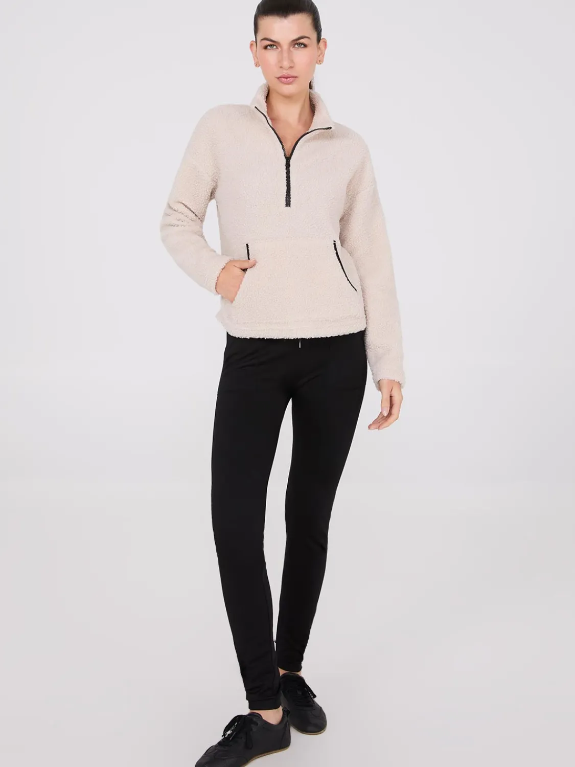 Suzy Shier Lounge & Pjs|Long Sleeve>Contrast Piping Half-Zip Sherpa Sweater