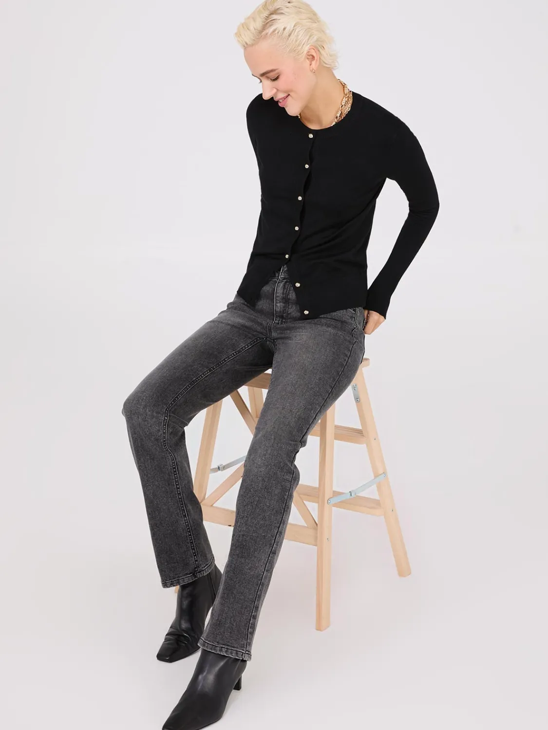 Suzy Shier Long Sleeve|Sweaters & Cardigans>Crew Neck Cardigan With Ribbed Details