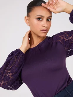 Suzy Shier Tops|Long Sleeve>Crew Neck Top With Chenille Lace Sleeves