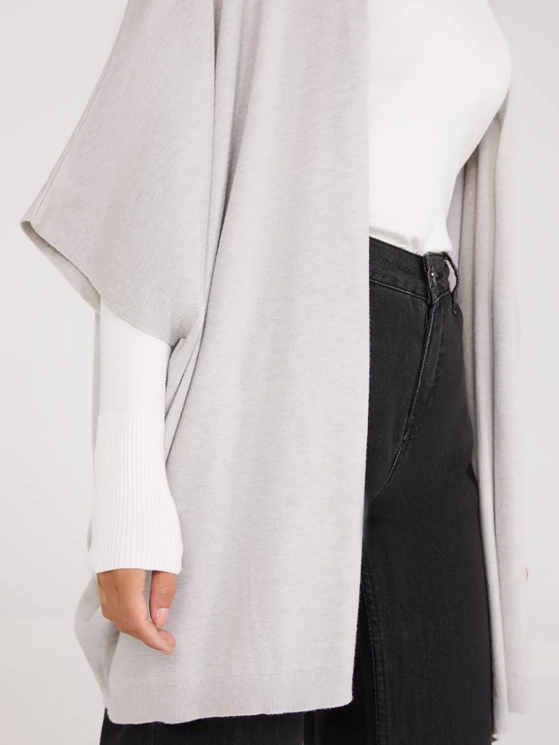 Suzy Shier Long Sleeve|Sweaters & Cardigans>Dolman Sleeve Open Cape Sweater