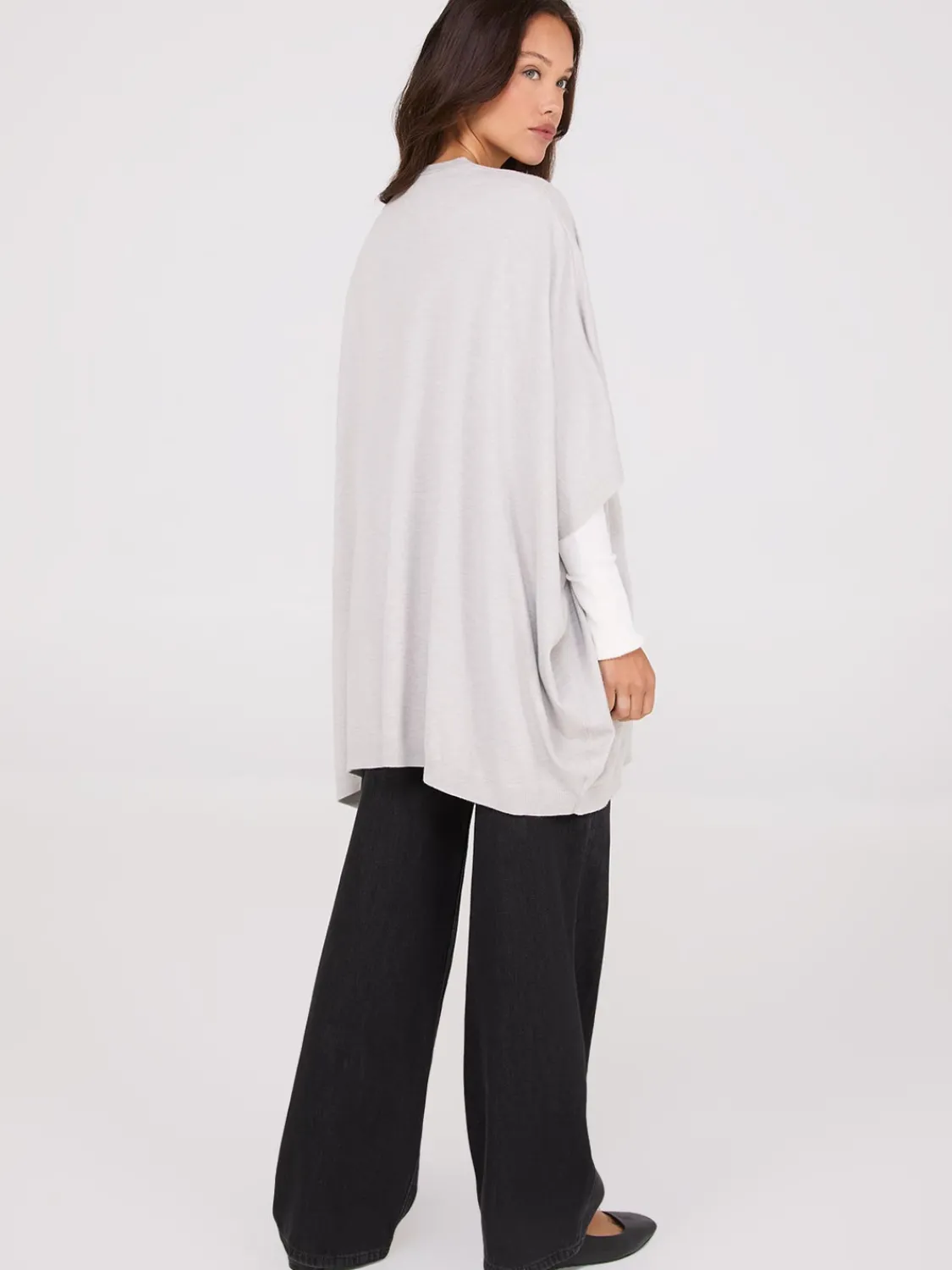 Suzy Shier Long Sleeve|Sweaters & Cardigans>Dolman Sleeve Open Cape Sweater