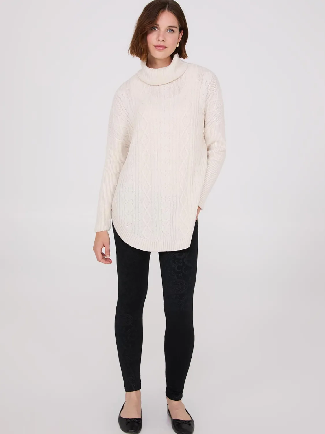 Suzy Shier Leggings & Sweatpants>Embossed Paisley Print Fleece Lined Leggings