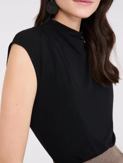 Suzy Shier Tops|Sleeveless><noscript><img width=