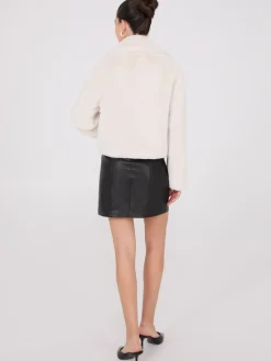 Suzy Shier Puffers & Jackets|Puffers & Jackets><noscript><img width=