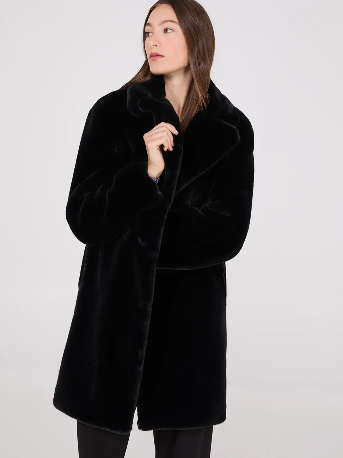 Suzy Shier Coats|Coats>Faux Fur Mid-Length Coat