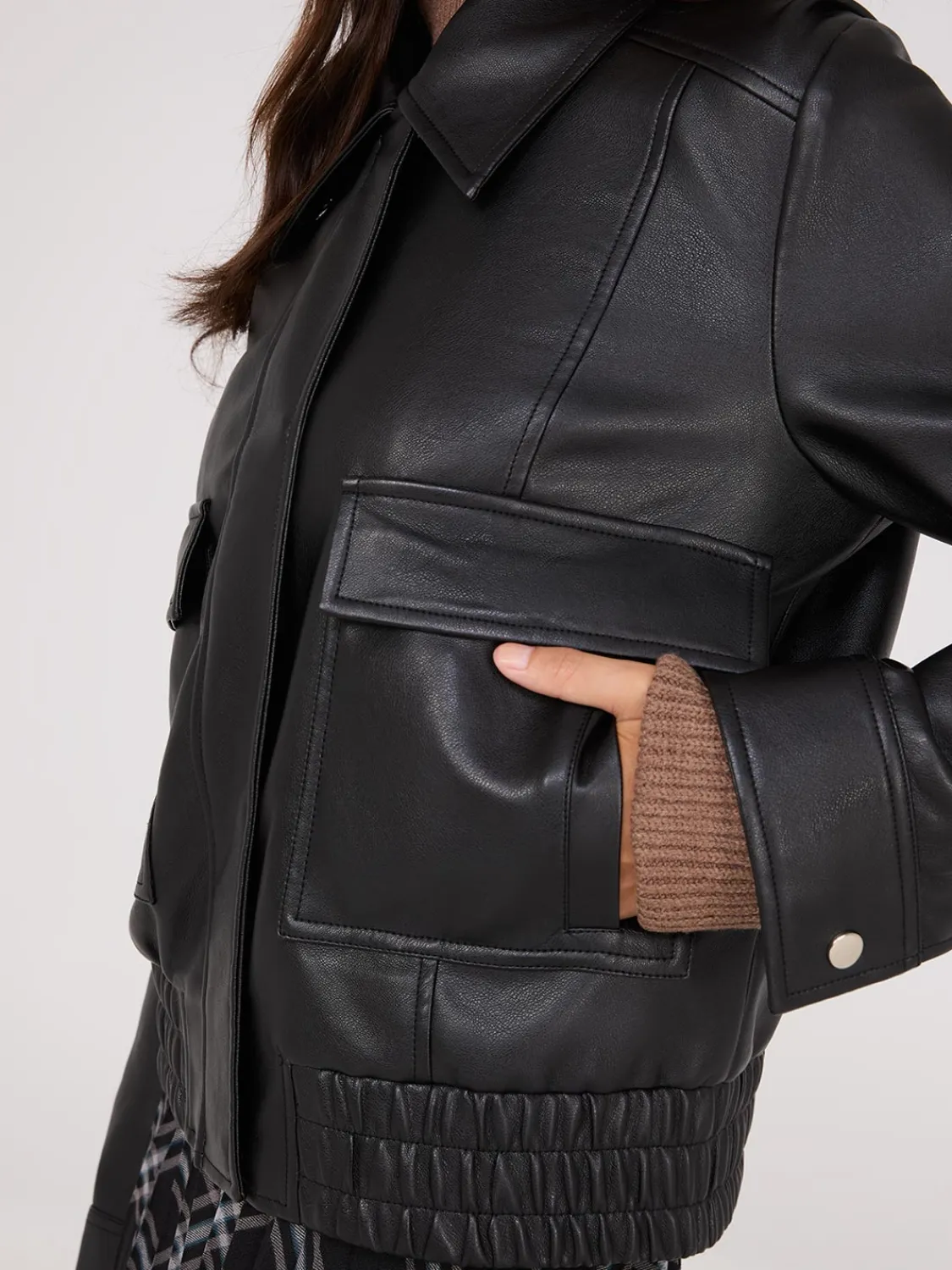 Suzy Shier Puffers & Jackets|Puffers & Jackets>Faux Leather Jacket With Shearling Collar