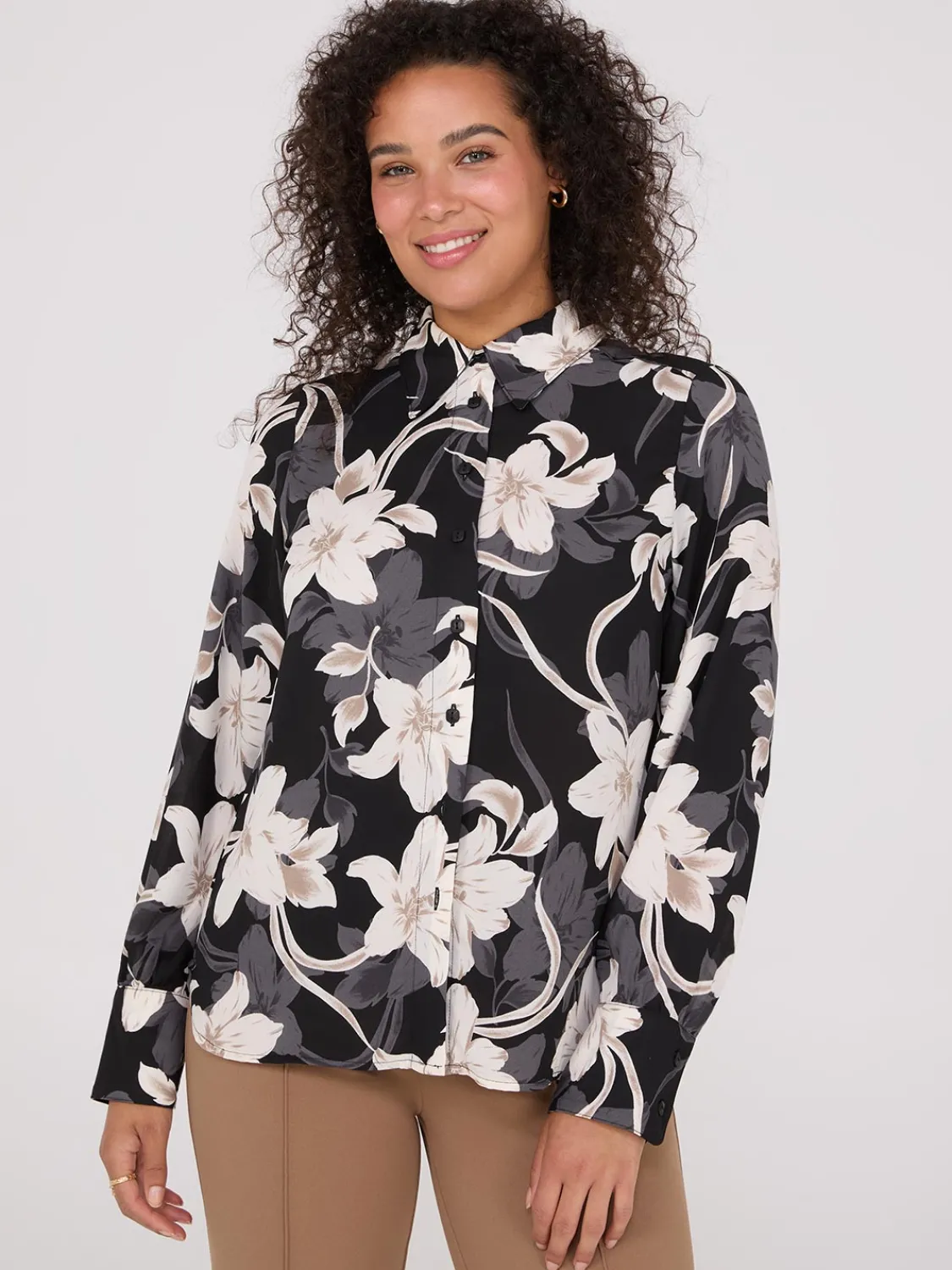 Suzy Shier Tops|Long Sleeve>Floral Print Crepe Chiffon Button-Front Blouse