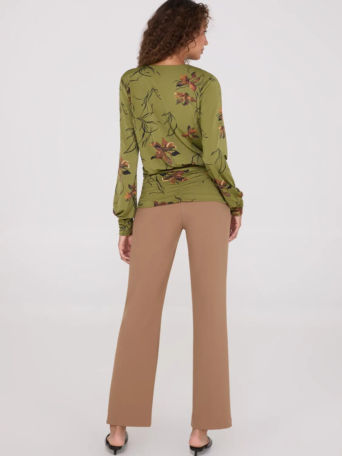 Suzy Shier Tops|Long Sleeve>Floral Print Crossover Top With Ruched Details