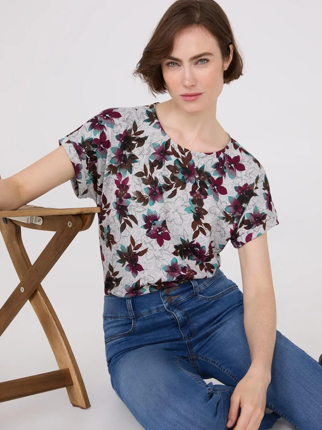 Suzy Shier Short Sleeve|Tank Tops & T-Shirts>Floral Print Cuffed Dolman Sleeve T-Shirt