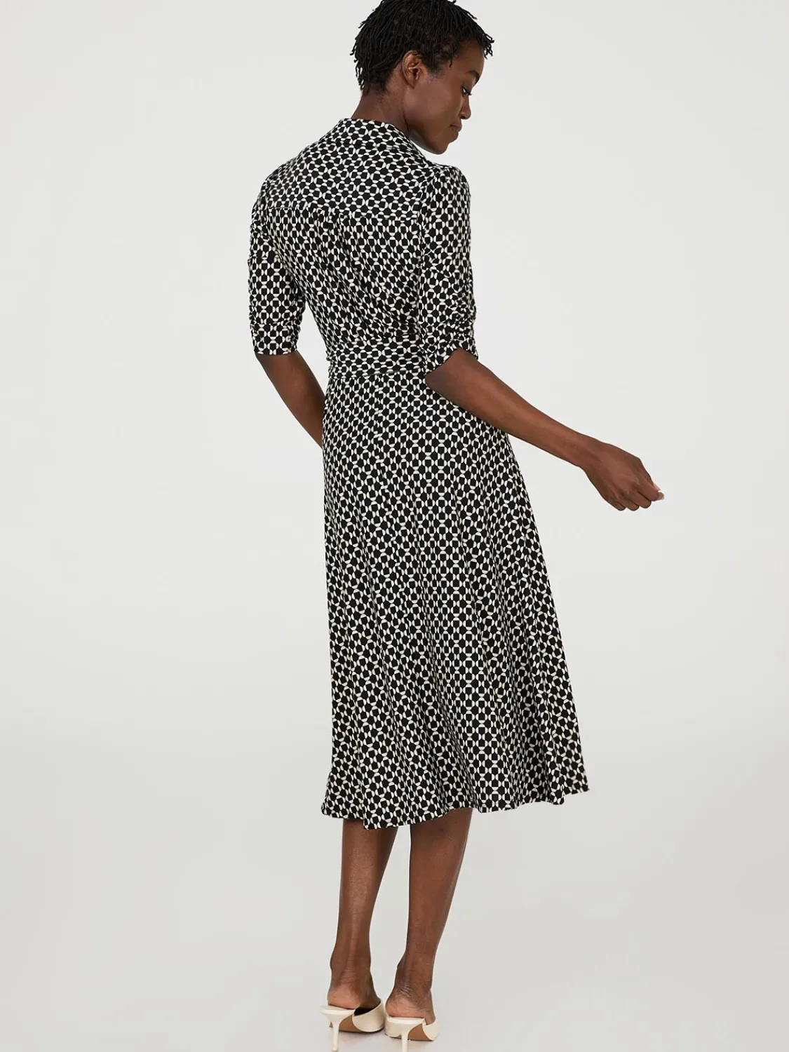 Suzy Shier Work Dresses|Dresses>Geo Print Button-Front Midi Dress With Pockets