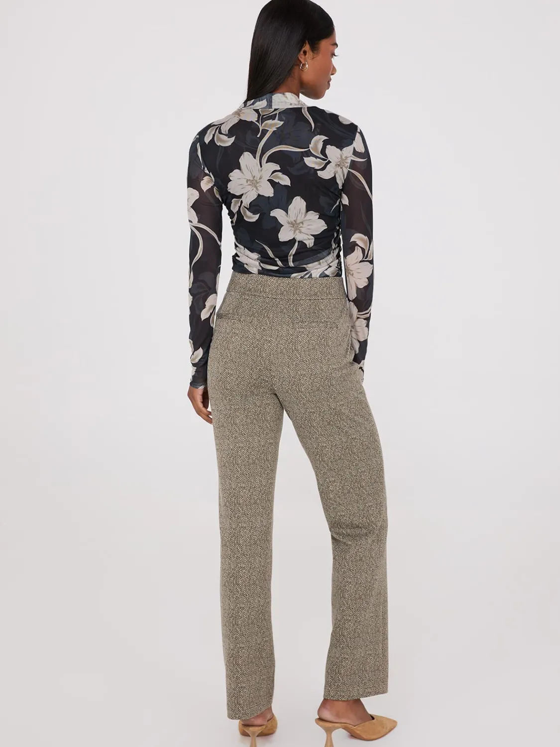 Suzy Shier Bottoms|Pants>Herringbone Straight Leg Pants