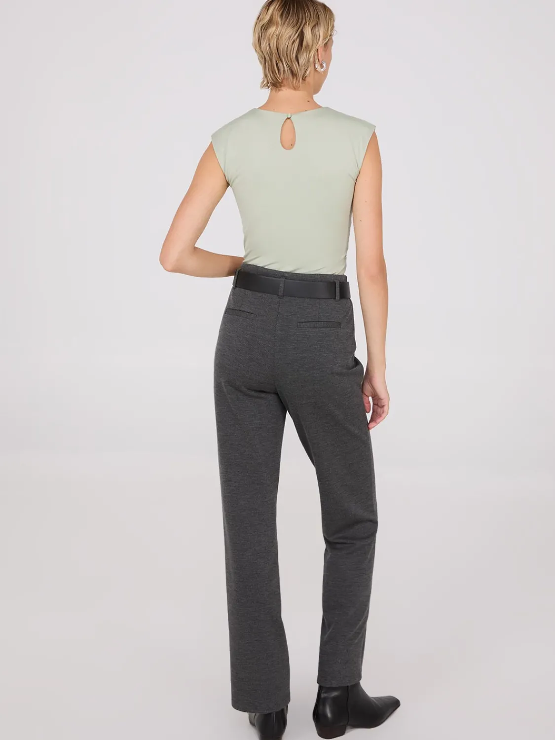 Suzy Shier Bottoms|Pants>High Rise Straight Leg Pants