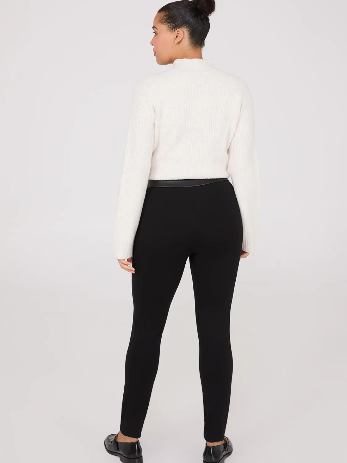 Suzy Shier Pants>High-Rise Pants With Faux Leather Waistband