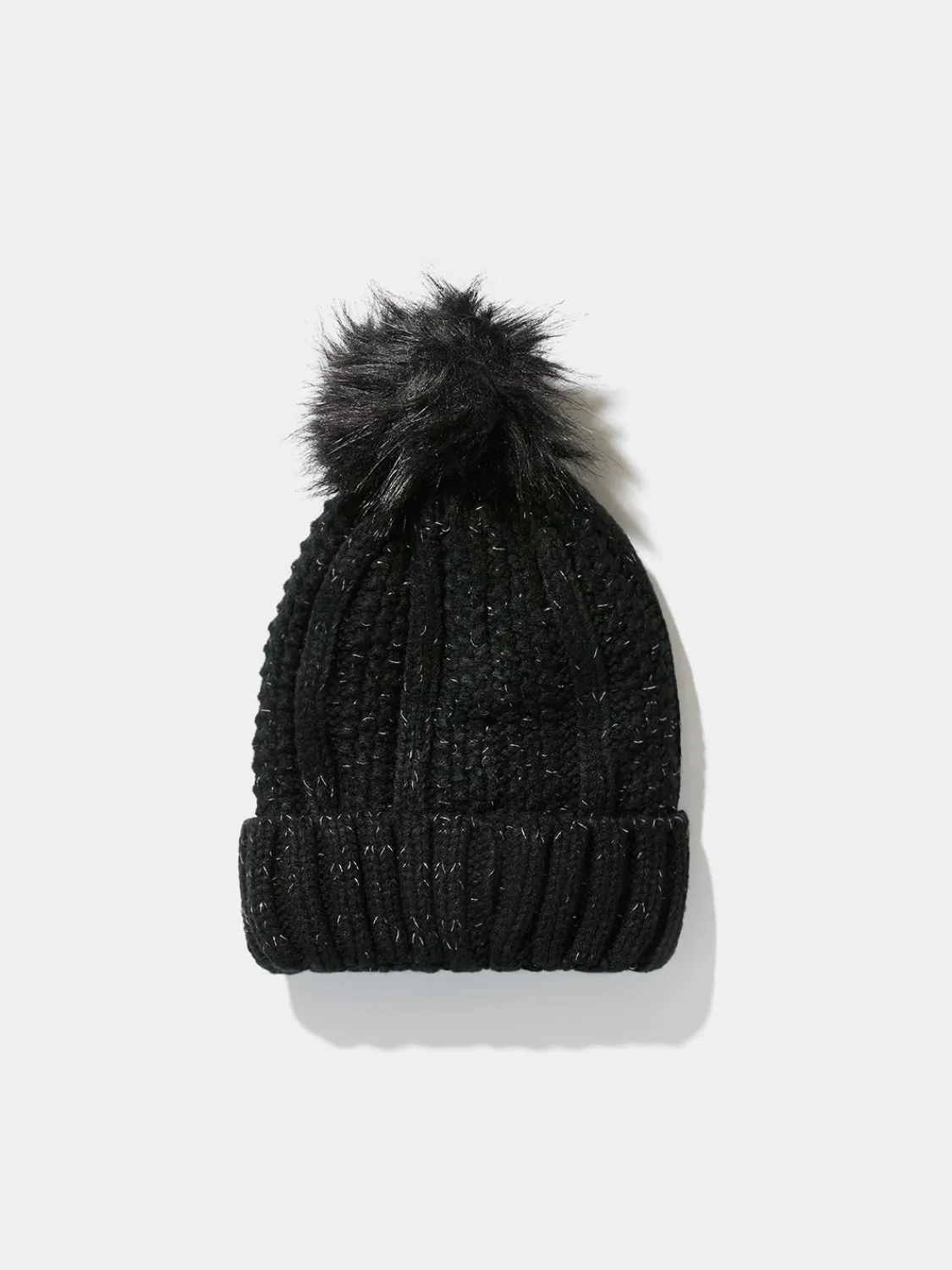 Suzy Shier Hats & Scarves & Gloves>Metallic Beanie With Faux Fur Pom Pom