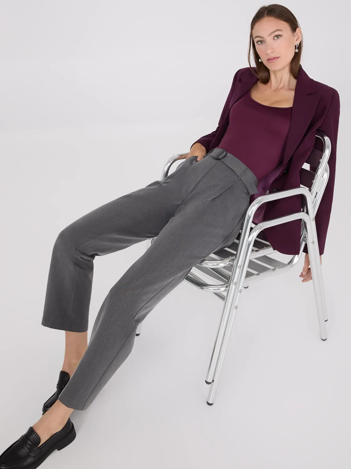 Suzy Shier Suiting|Bottoms>Mid-Rise Pleated Pants