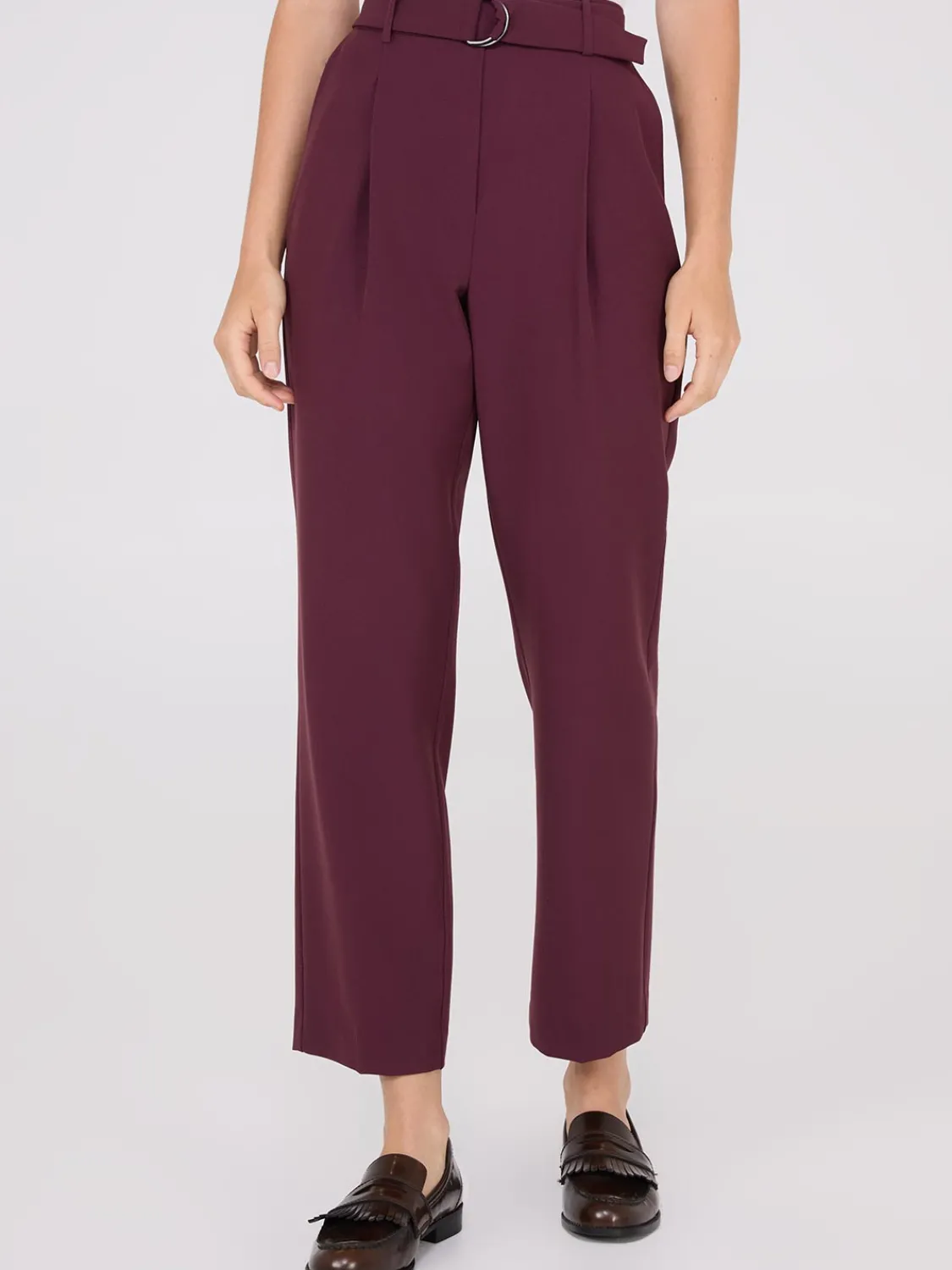 Suzy Shier Suiting|Bottoms>Mid-Rise Pleated Pants