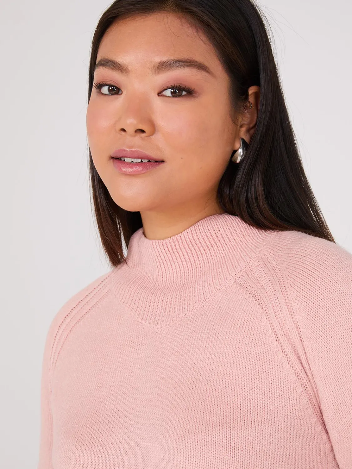 Suzy Shier Long Sleeve|Sweaters & Cardigans>Mock Neck Raglan Sleeve Sweater