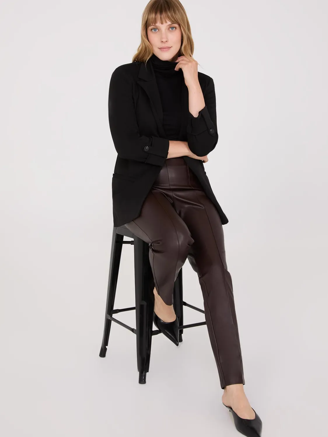 Suzy Shier Blazers & Vests>Open-Front Blazer