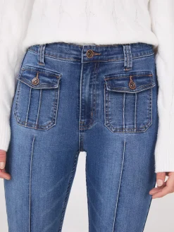 Suzy Shier Jeans|Pants>Pintuck Front Bootcut Jeans