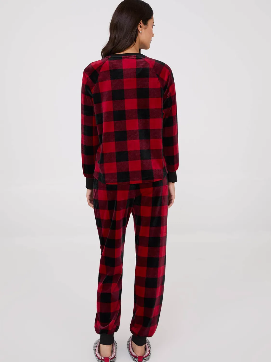 Suzy Shier Lounge & Pjs>Plaid Print Velour Pajama Set