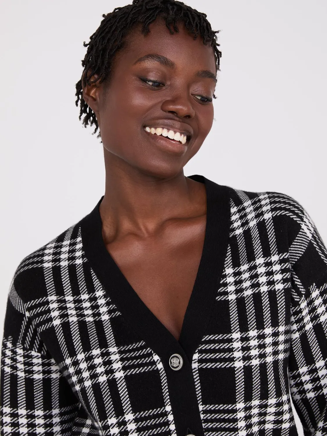 Suzy Shier Long Sleeve|Sweaters & Cardigans>Plaid V-Neck Knit Cardigan