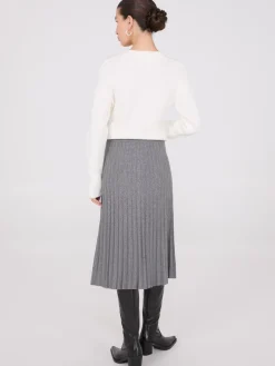 Suzy Shier Skirts><noscript><img width=