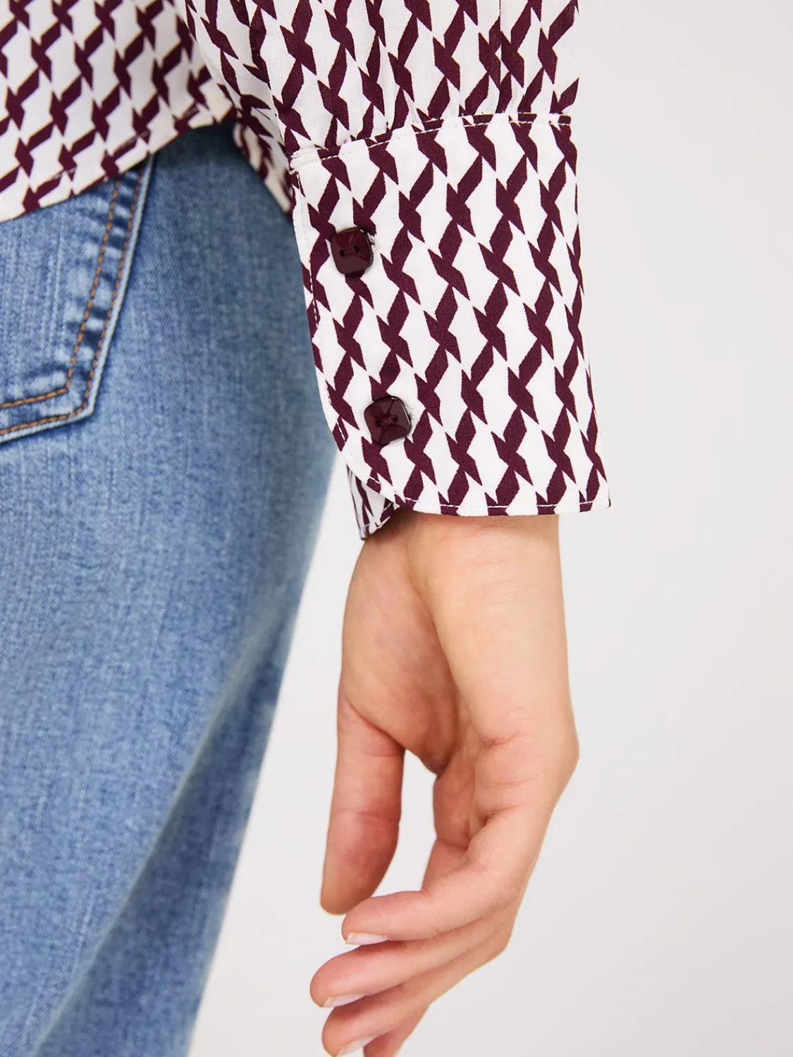 Suzy Shier Tops|Long Sleeve>Printed Chiffon Button-Front Blouse