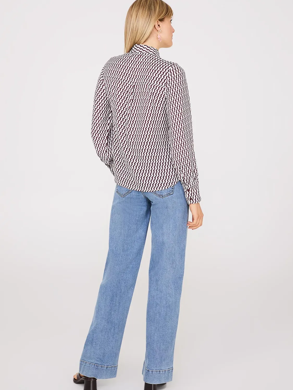 Suzy Shier Tops|Long Sleeve>Printed Chiffon Button-Front Blouse