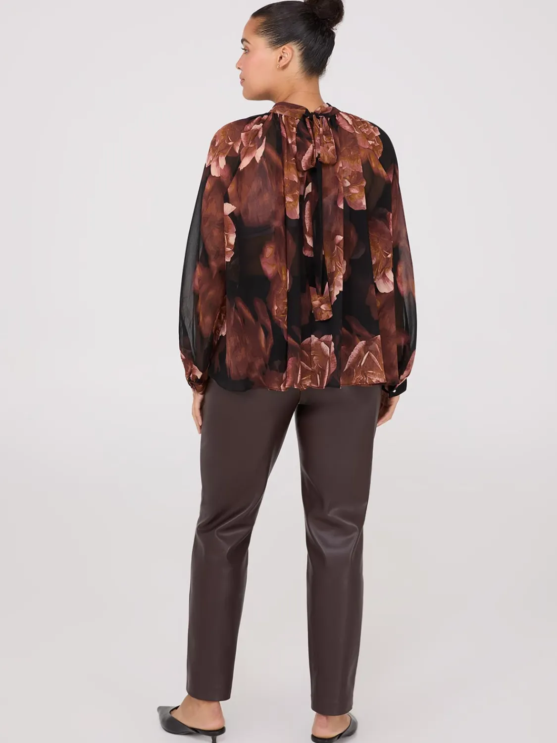 Suzy Shier Tops|Long Sleeve>Printed Chiffon High Neck Blouse