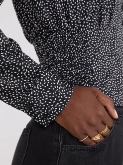 Suzy Shier Tops|Long Sleeve>Printed Empire Waist Button-Front Blouse
