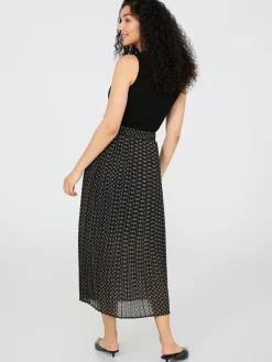 Suzy Shier Skirts><noscript><img width=