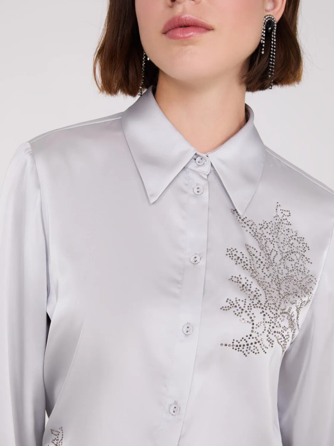Suzy Shier Tops|Long Sleeve>Rhinestone Embellished Button-Front Blouse