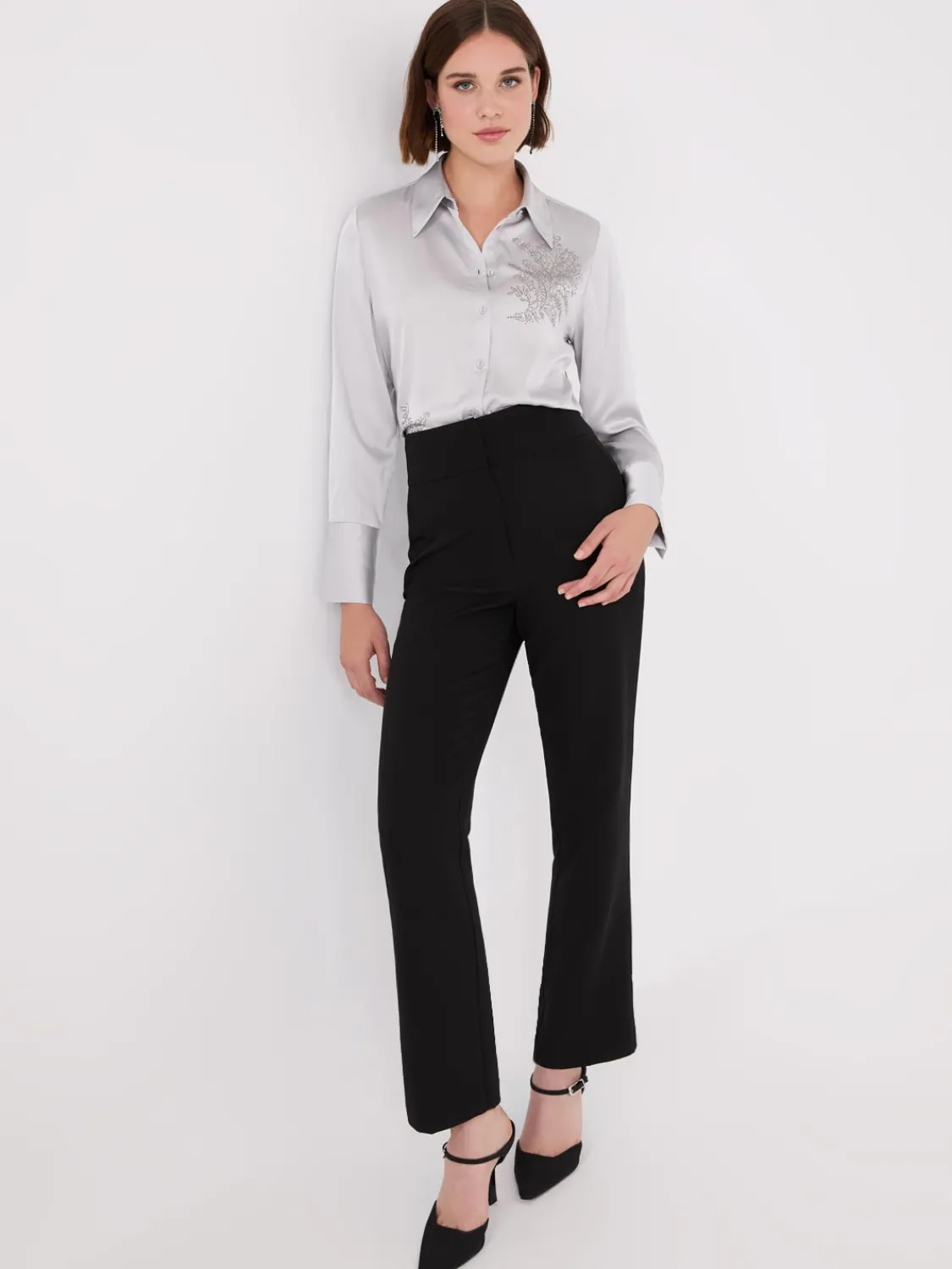 Suzy Shier Tops|Long Sleeve>Rhinestone Embellished Button-Front Blouse