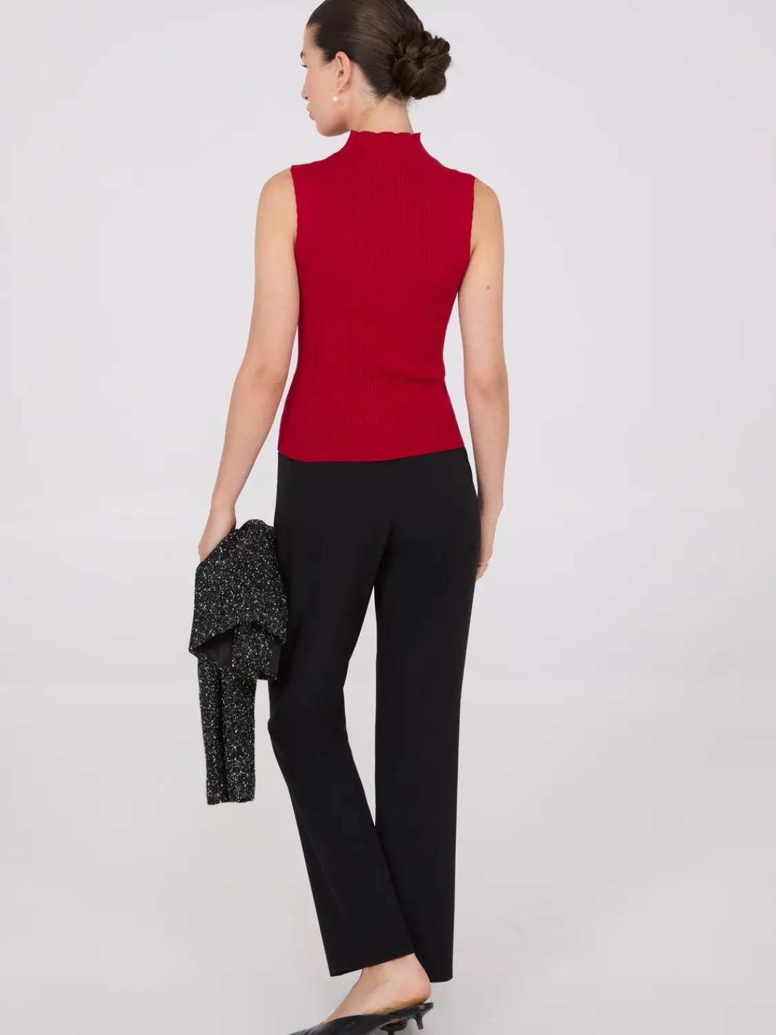 Suzy Shier Sleeveless|Sweaters & Cardigans>Ribbed Funnel Neck Sleeveless Sweater