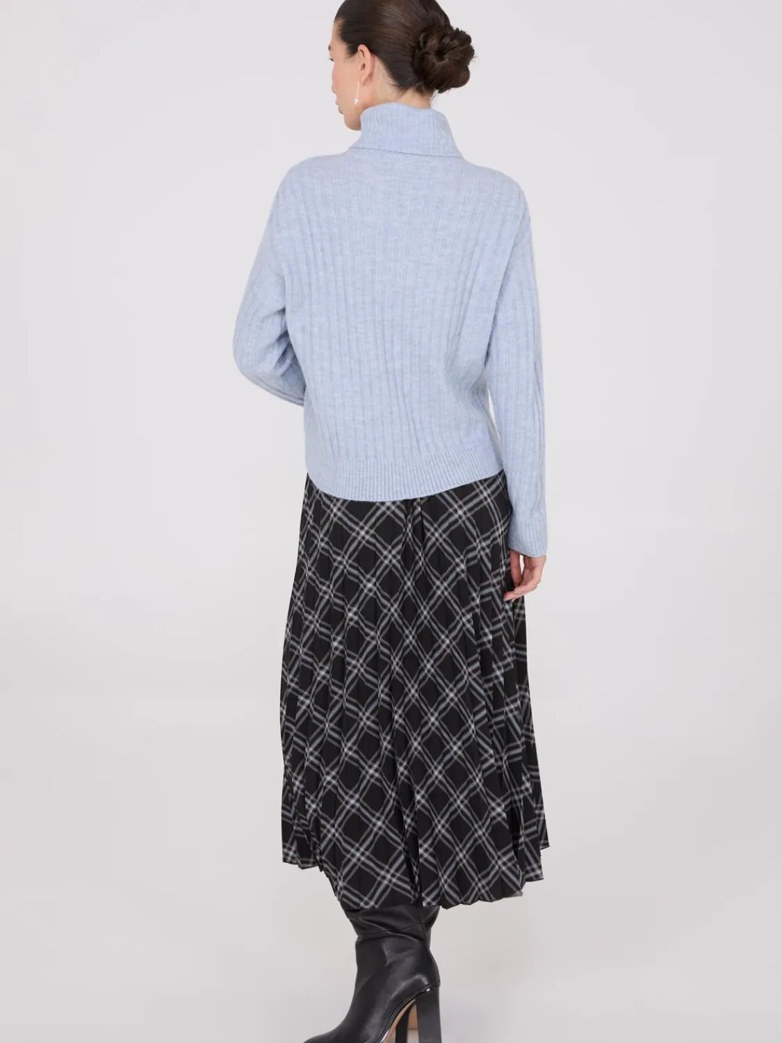 Suzy Shier Long Sleeve|Sweaters & Cardigans>Ribbed Turtleneck Sweater