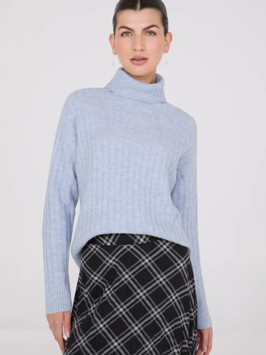 Suzy Shier Long Sleeve|Sweaters & Cardigans>Ribbed Turtleneck Sweater