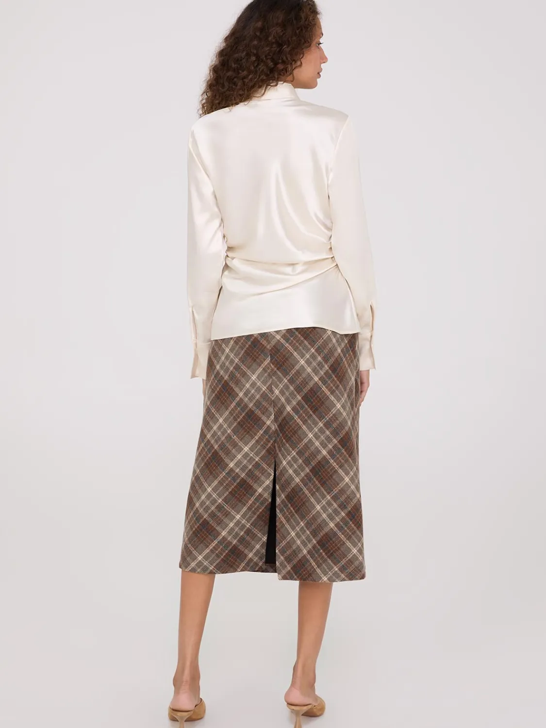 Suzy Shier Tops|Long Sleeve>Satin Button-Front Blouse With Side Ruching