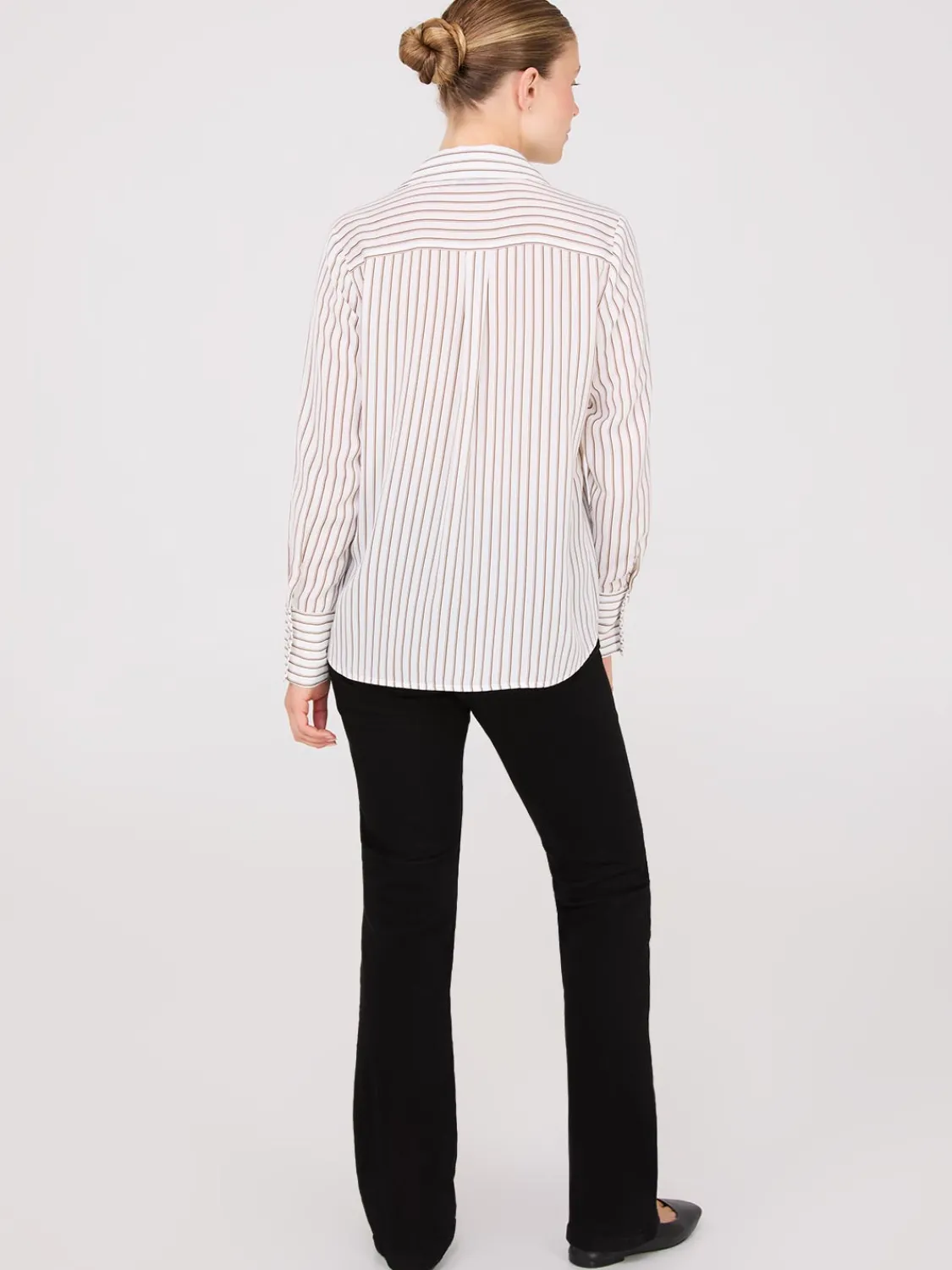 Suzy Shier Tops|Long Sleeve>Satin Striped Button-Front Blouse