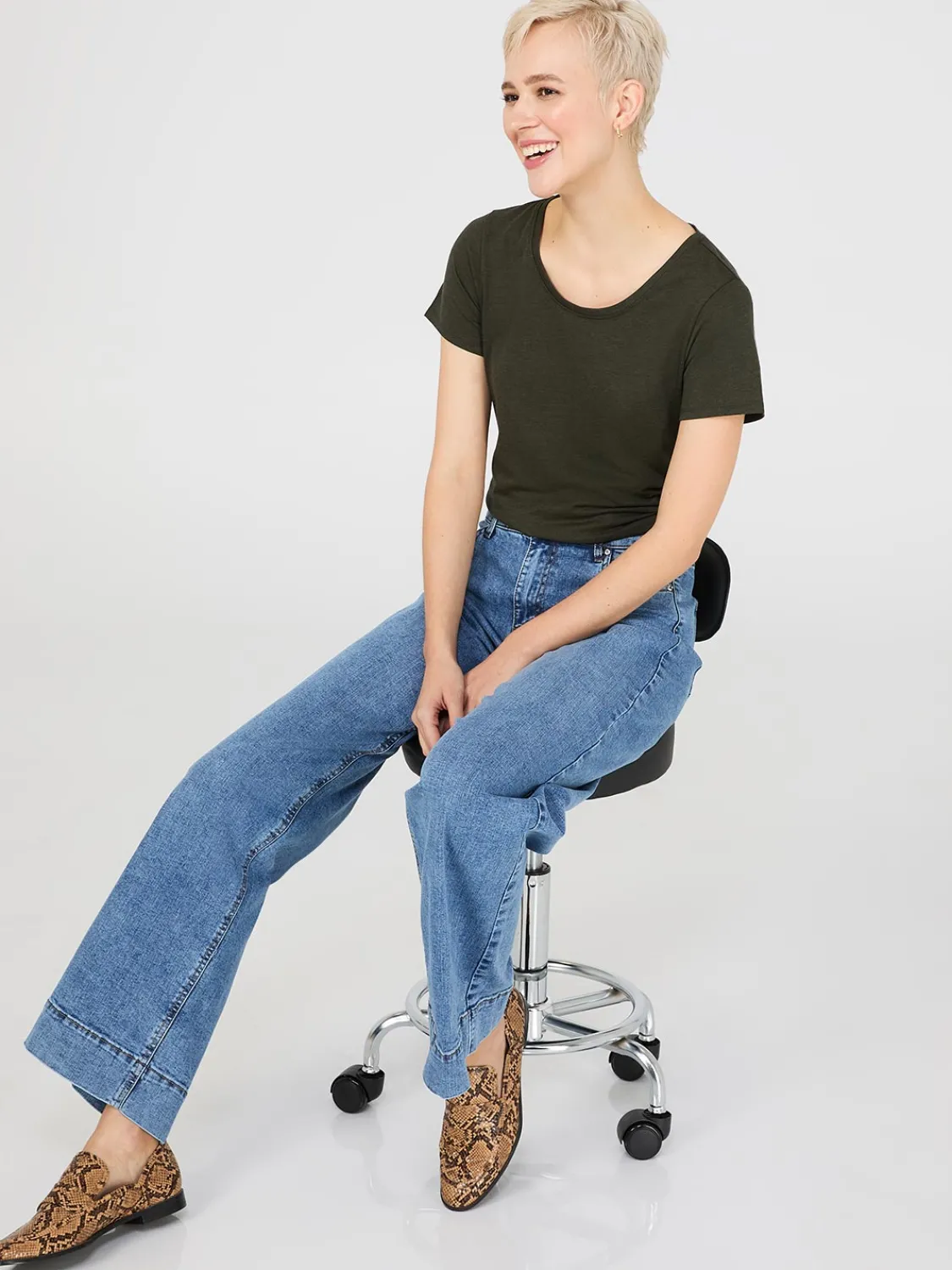 Suzy Shier Suzy Everyday|Short Sleeve>Scoop Neck Melange T-Shirt