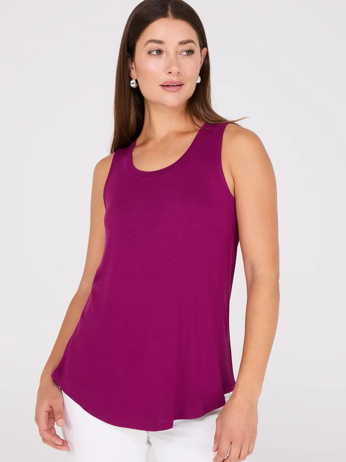 Suzy Shier Suzy Everyday|Sleeveless>Scoop Neck Swing Tank Top