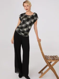 Suzy Shier Short Sleeve>Sequin Abstract Print Short Sleeve Top