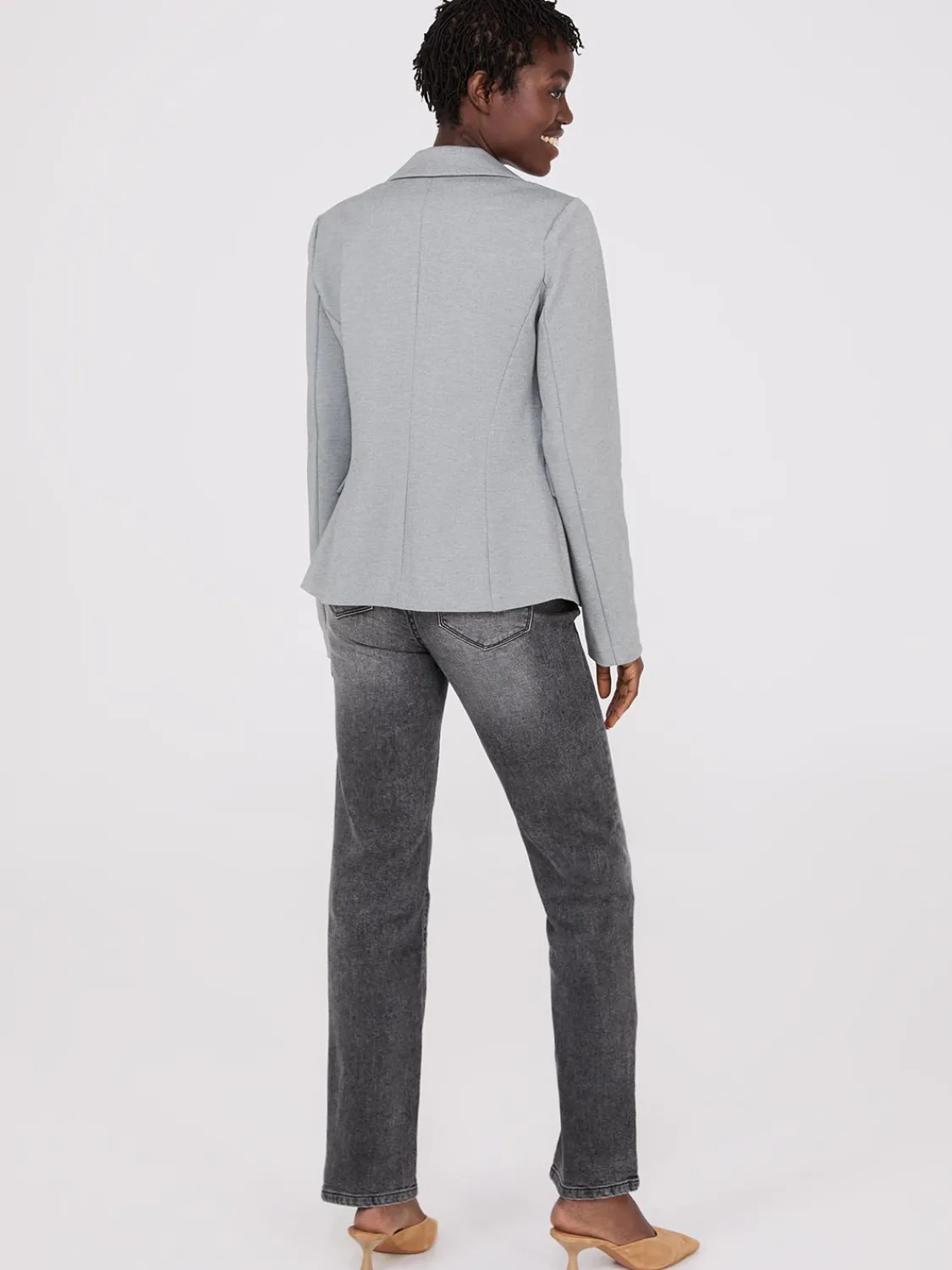 Suzy Shier Blazers & Vests>Short 1-Button Blazer